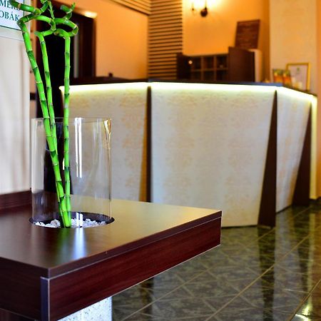 Hotel Restaurant Park Miercurea Ciuc Exterior photo